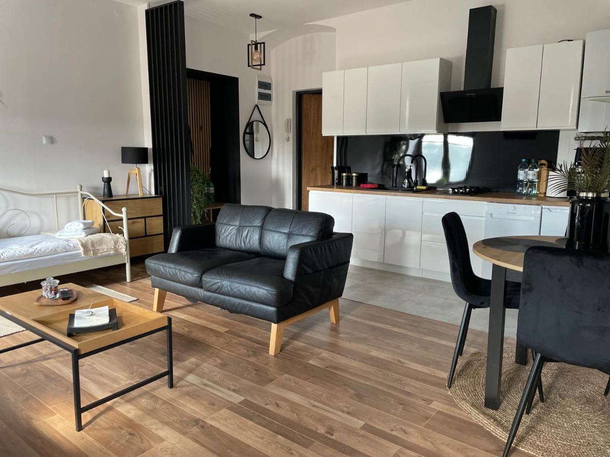 Apartamenty Luczkowskiego Z Widokiem Na Studnie 2 Chelm Exterior photo